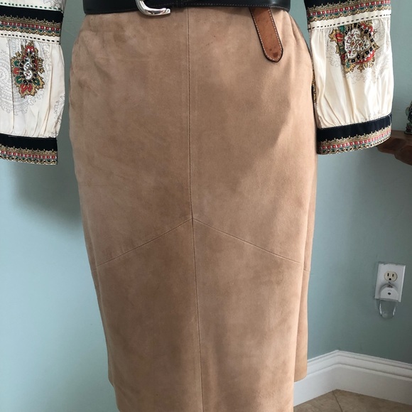 Suede Skirt - Picture 4 of 8